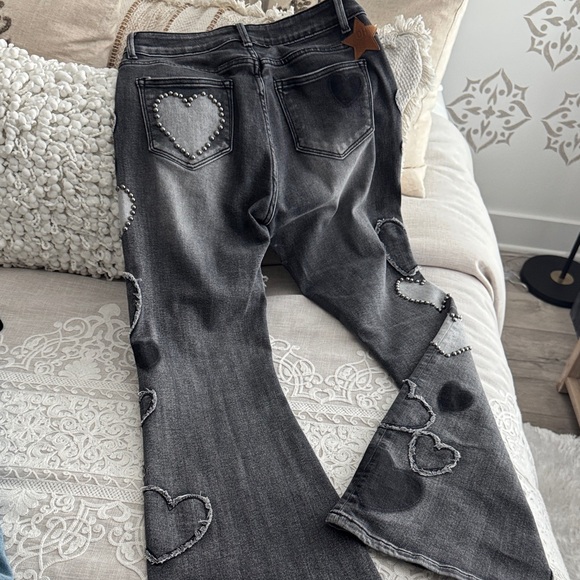 Heart Embellished high rise, flair Women Jeans - Picture 7 of 10